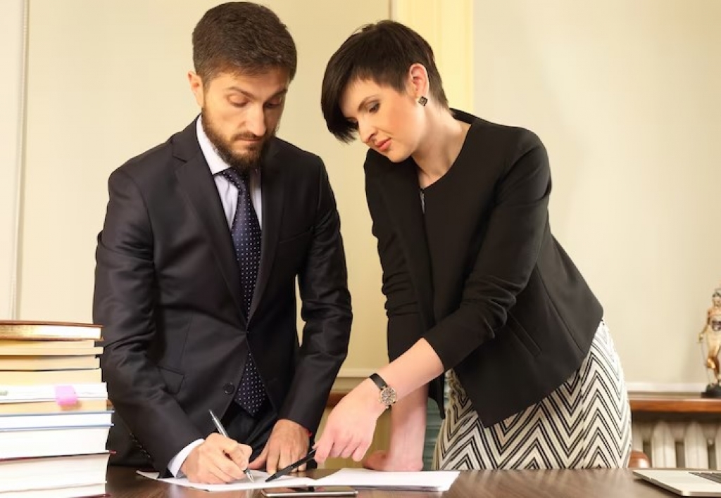 Derecho de los Negocios y Contrataciones