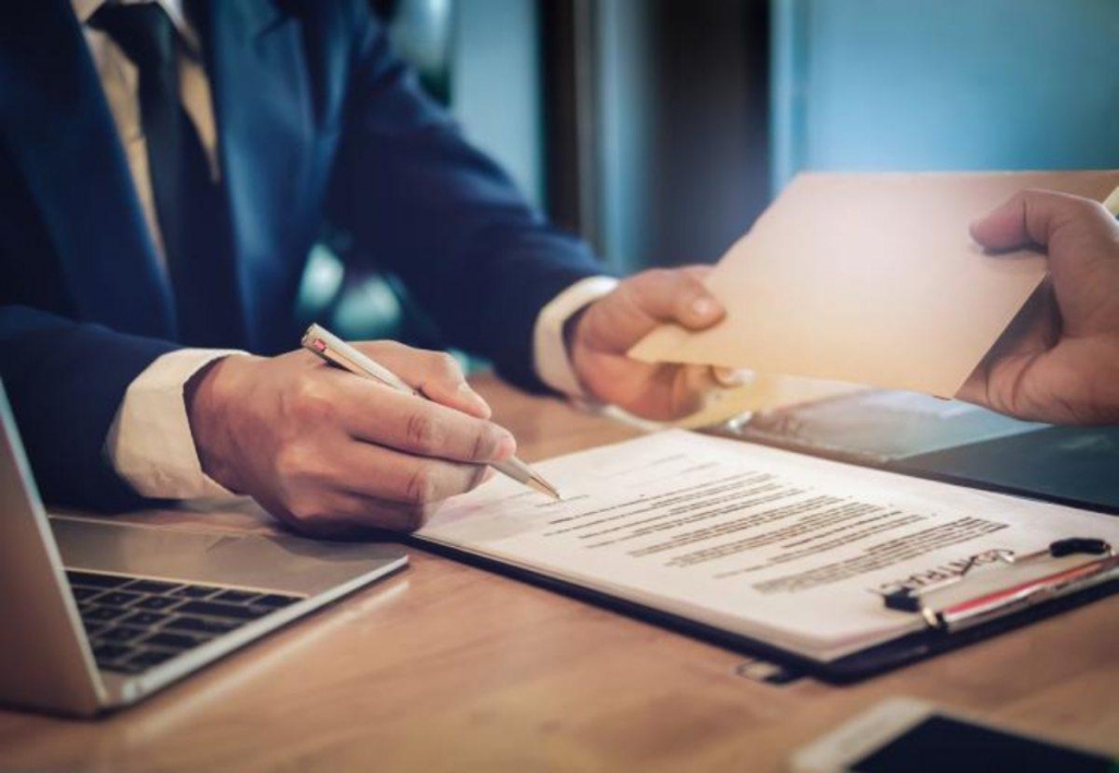 Finanzas y Derecho Corporativo