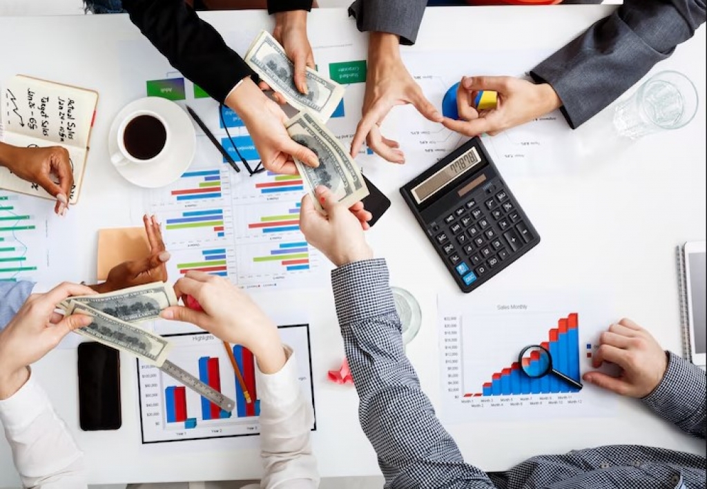 Economía y Finanzas
