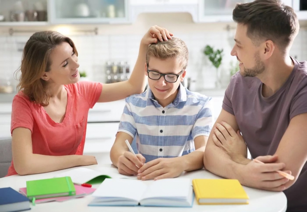 Atención Integral del Niño y Adolescente