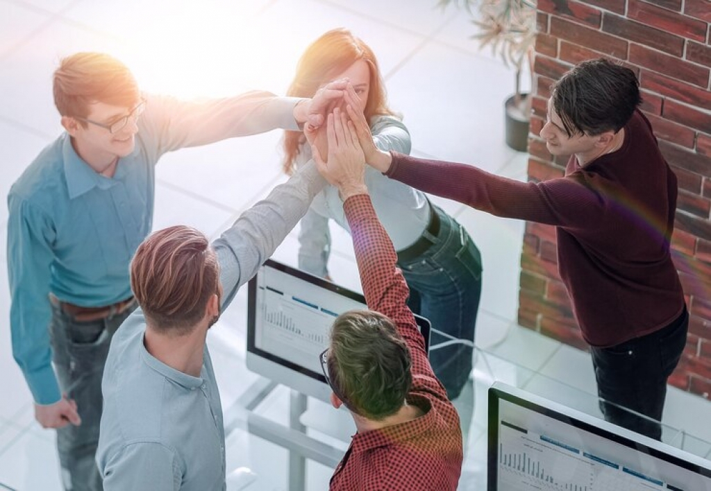 Dirección y Motivación de Equipos