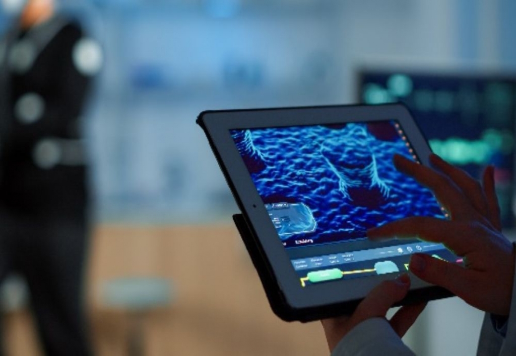 Perito en Inteligencia Artificial Forense