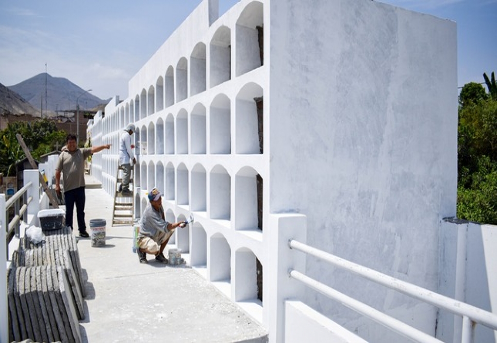 Asistente de Cementerio Municipal 