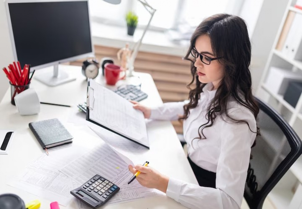 Auxiliar de Administracion Tributaria