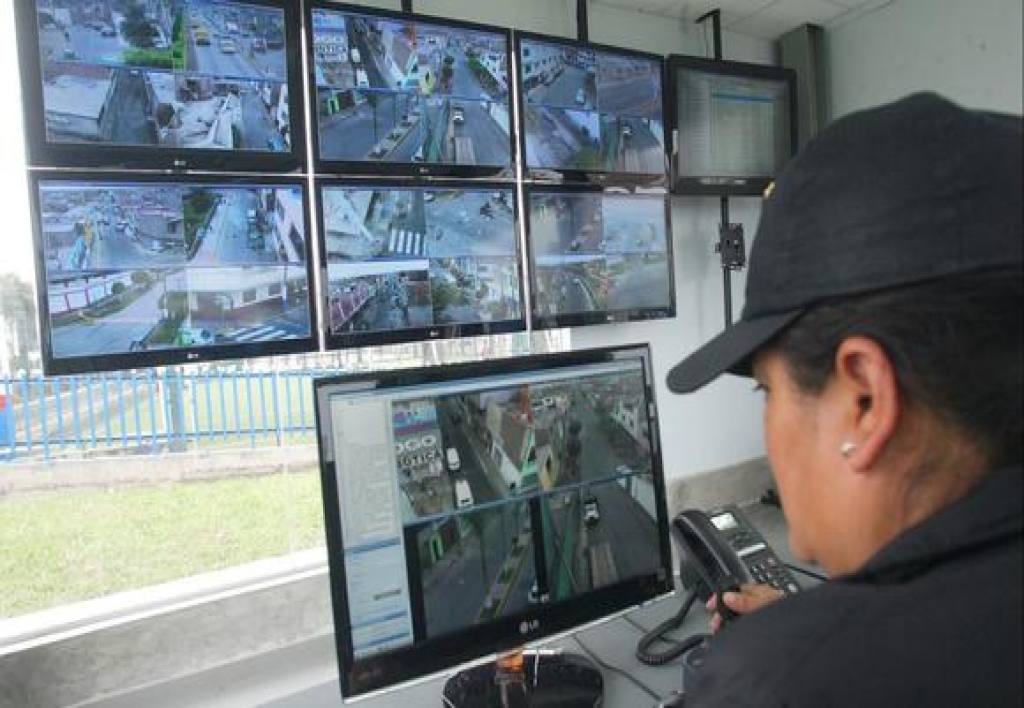 Seguridad, Vigilancia Tecnológica y Monitoreo de Cámaras