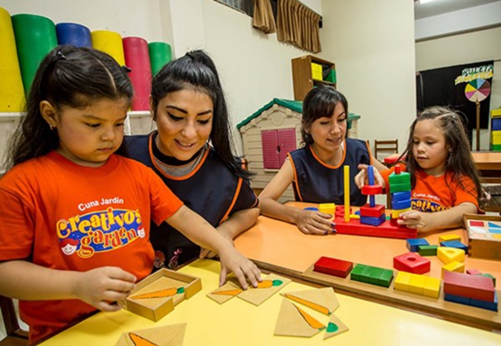 Auxiliar de Educación Inicial